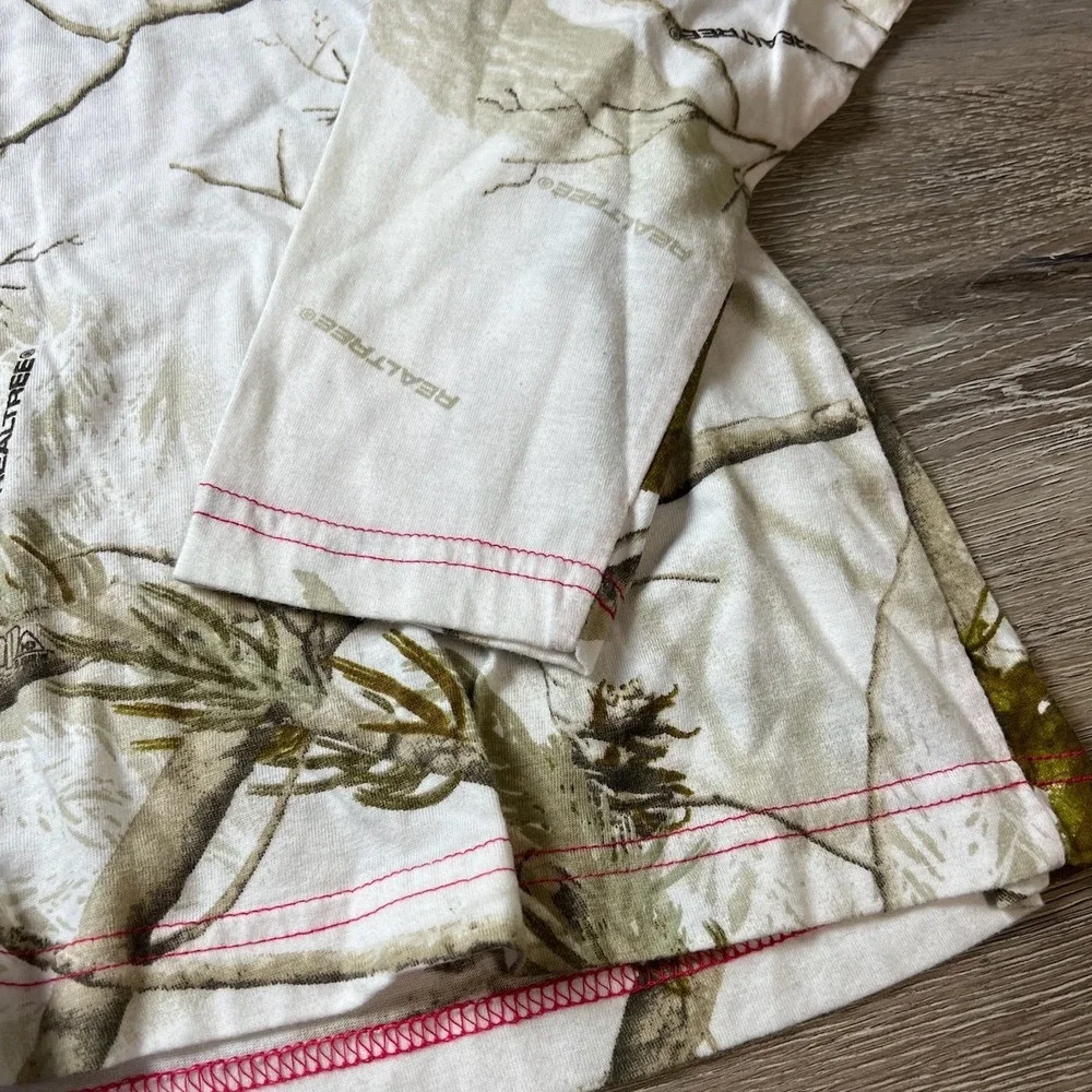 Scent Blocker Realtree Camo Shirt Womens XL White Long Sleeve V-Neck Pink Stitch